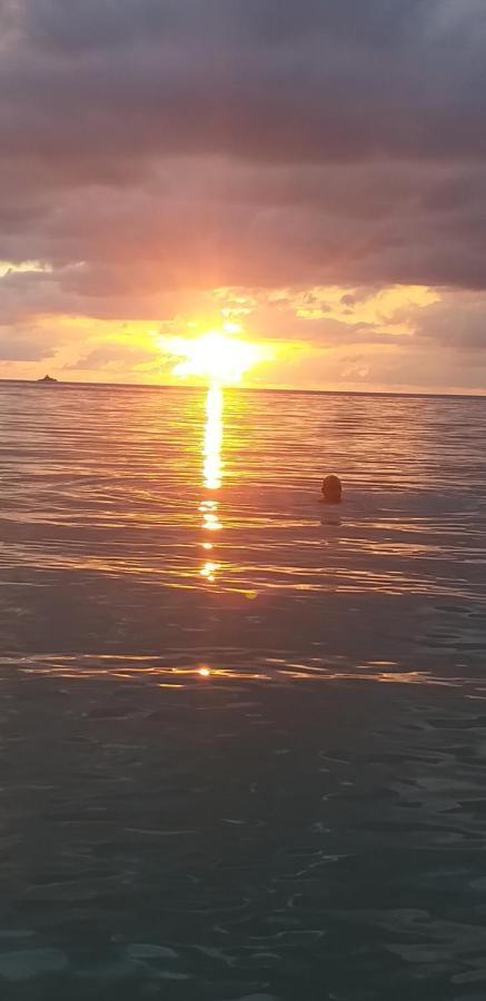 Orchid Sunset Guest House Baie Lazare  Экстерьер фото