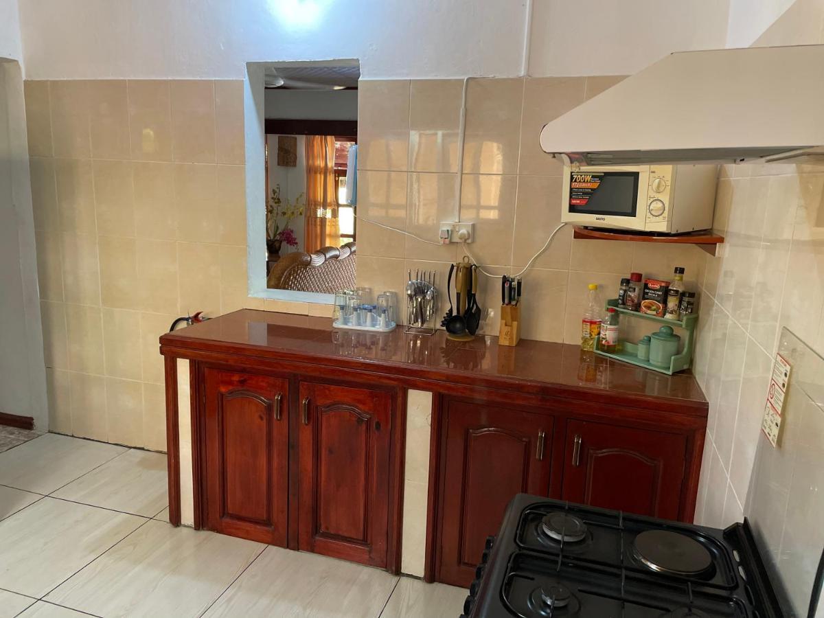 Orchid Sunset Guest House Baie Lazare  Экстерьер фото